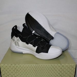 Nike Kobe AD Exodus Oreo Mens size 8.5